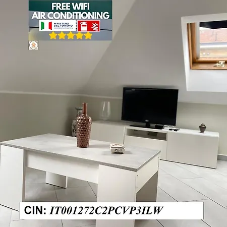 Splendid And Modern Mansarda Issiglio - Borgo San Paolo - Parco Ruffini Apartment Turin Exterior photo